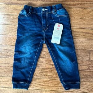 New Levi knit jogger 24 months
